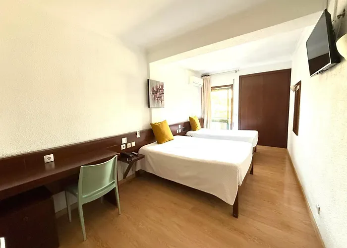 Residencial Dona Teresa Hotell *