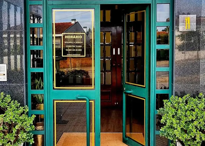 레지덴셜 도나 테레사 호텔 *